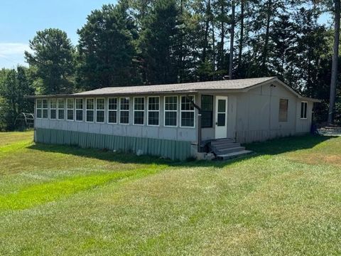 Homes For Sale - 1320 Franklin Co Boat Ramp Road<br/> Lavonia, GA 30553