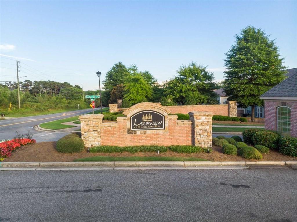 4568 Mantova Drive, Buford, Georgia image 38