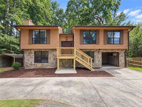 Homes For Sale - 3893 Nowlin Road<br/> Kennesaw, GA 30144