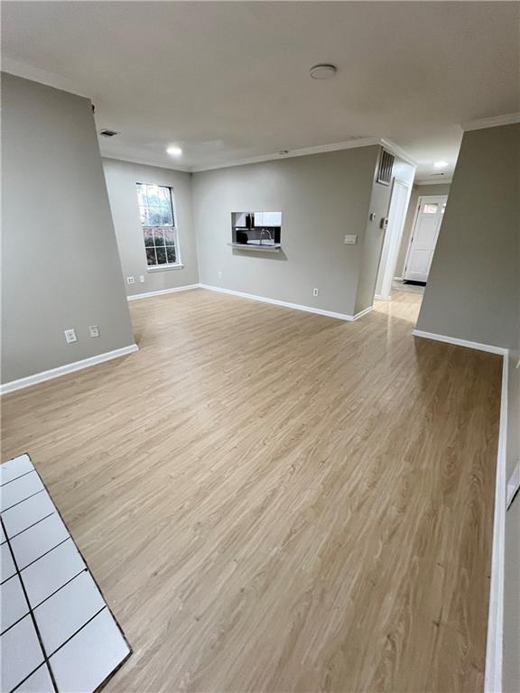 OVERLOOK GREEN #1 - Residential