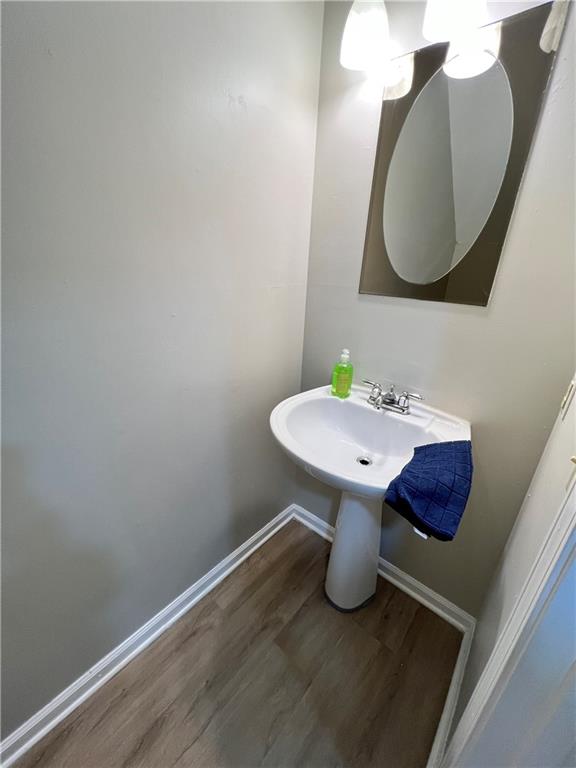 OVERLOOK GREEN #1 - Residential