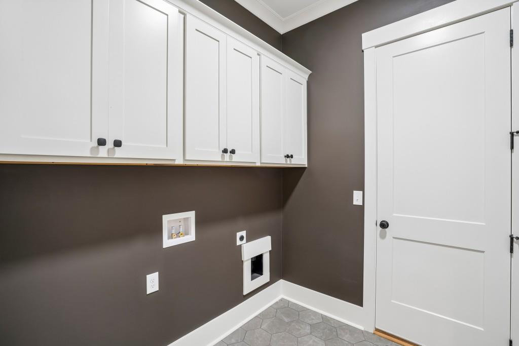 Cumming, Georgia, 30041, United States, 5 Bedrooms Bedrooms, ,5 BathroomsBathrooms,Residential,Active,2028799