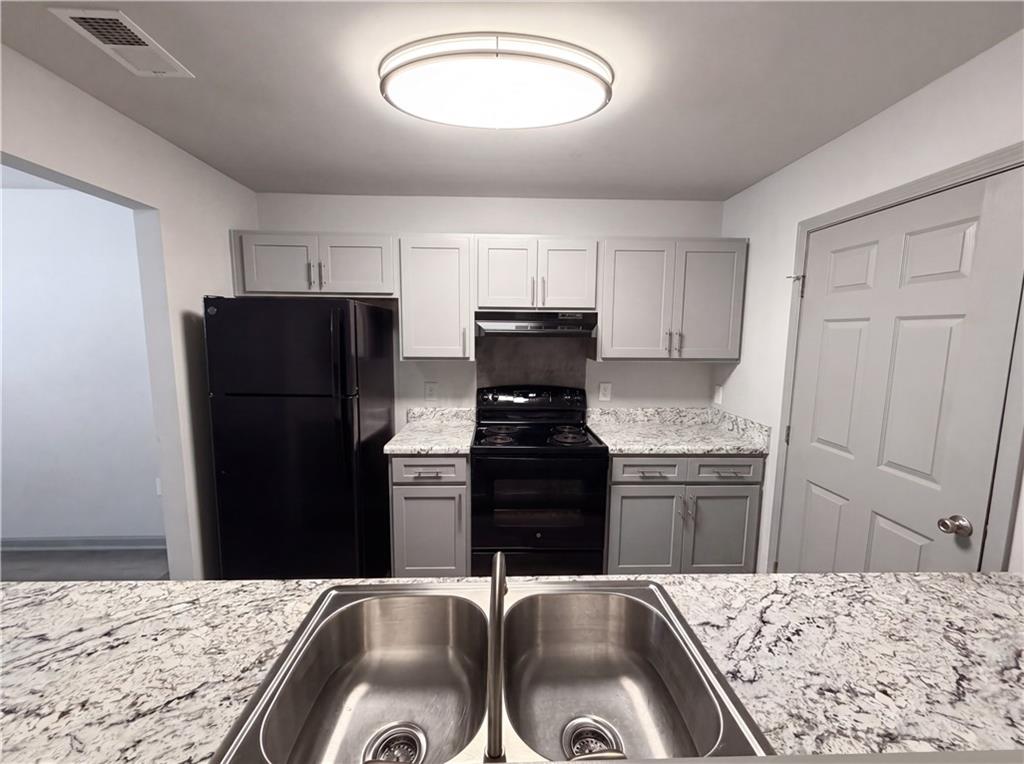3102 Fairington Village Drive