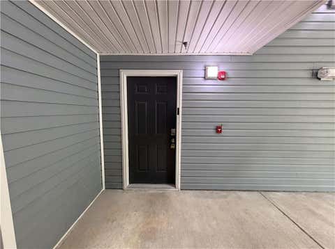 Condo For Sale - 3102 Fairington Village Drive<br/> Lithonia, GA 30038