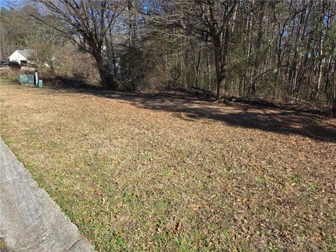 Vacant Land For Sale - 84 Essex Lane<br/> Hiram, GA 30141