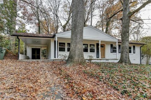 2137 Plantation Lane Chamblee GA 30341