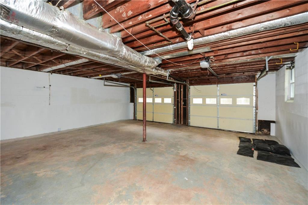 Plains Estate - Residential Lease