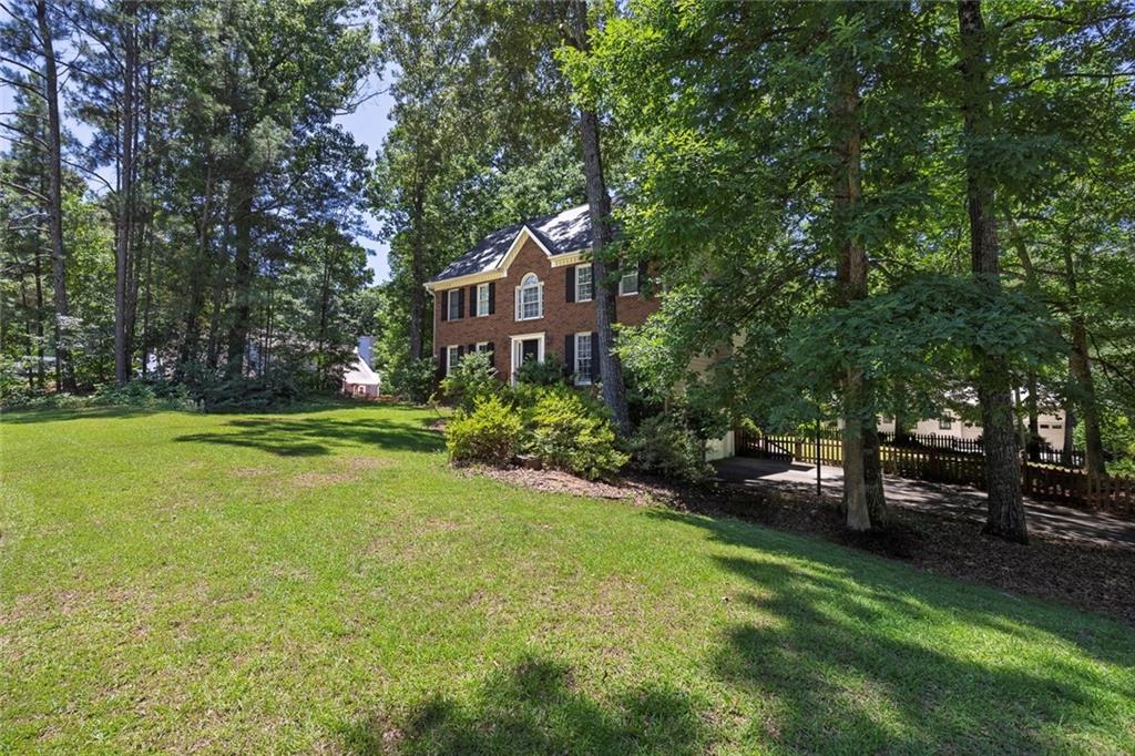 2161 Westbury Court SW