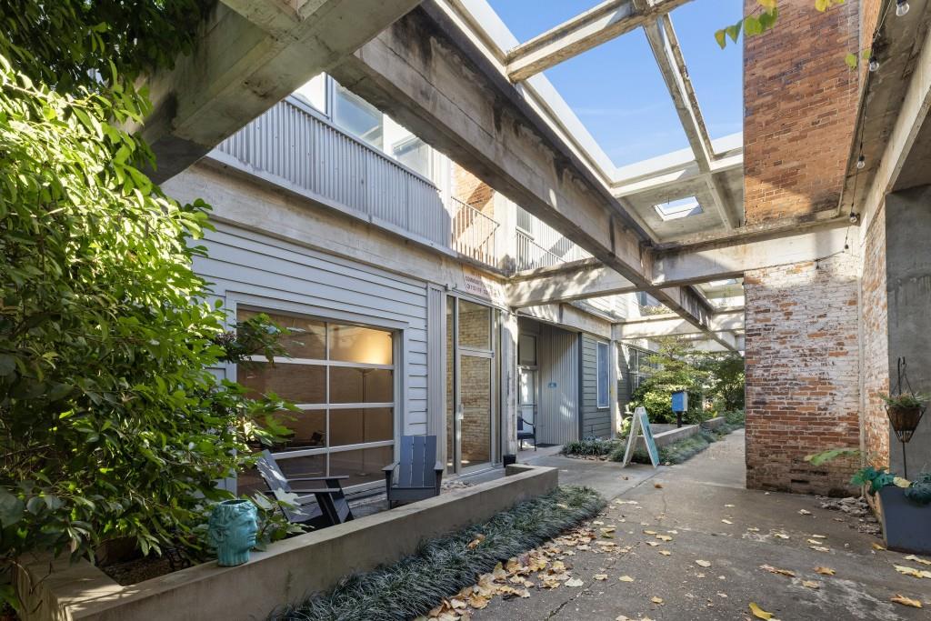 Studioplex - Residential
