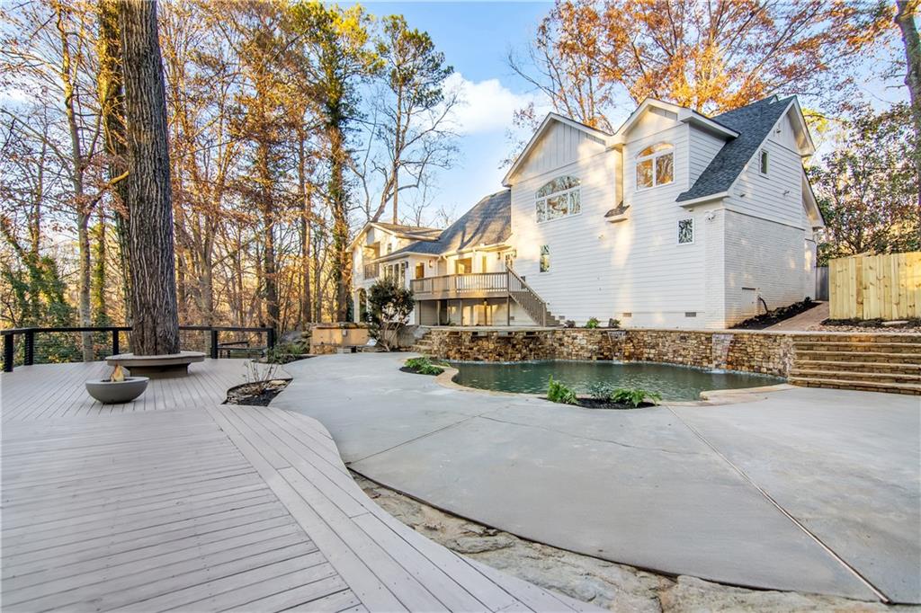 3418 Breton Court NE