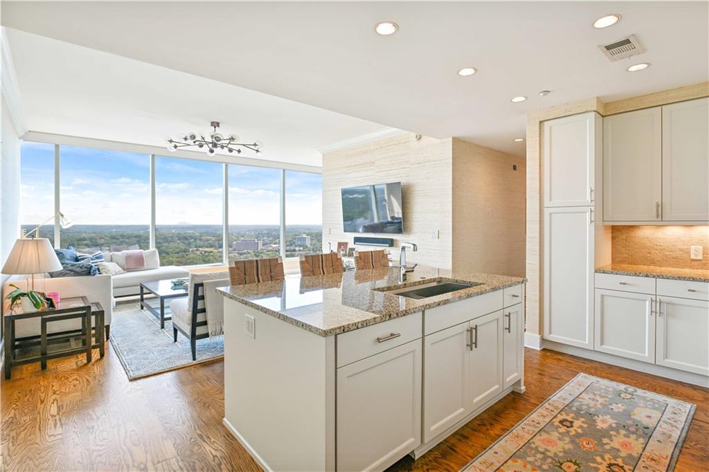 3630 Peachtree Road NE 2106