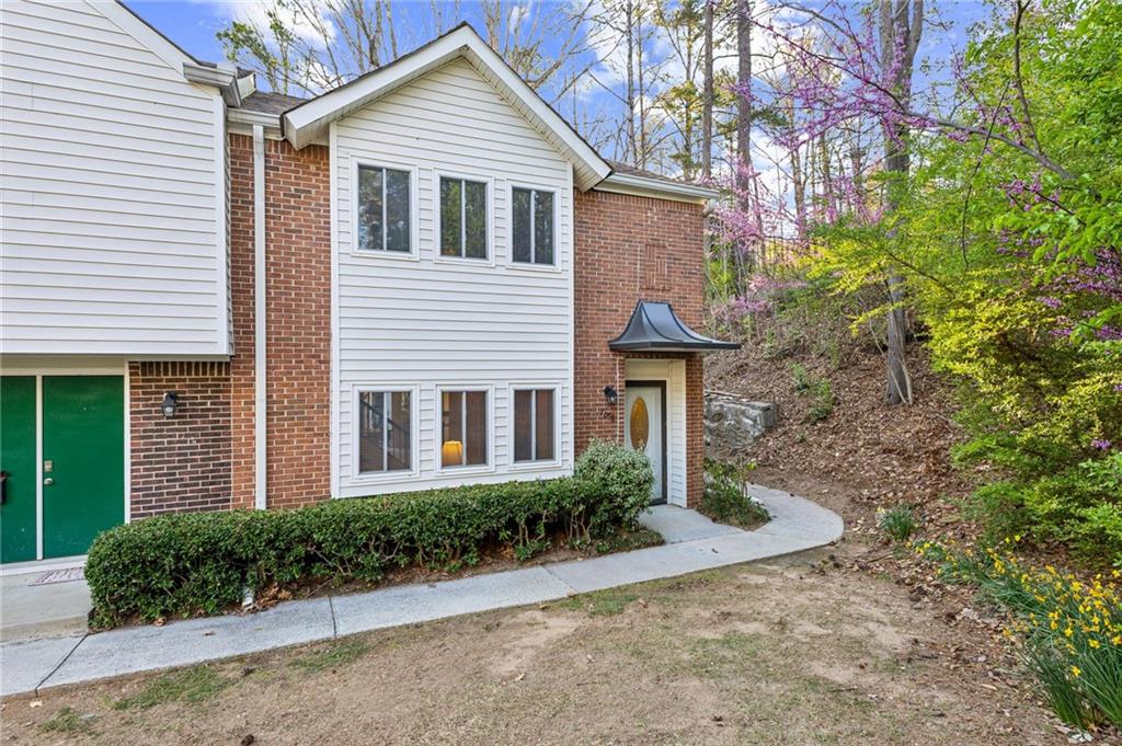 7098 Stonington Drive, Atlanta, Georgia image 1