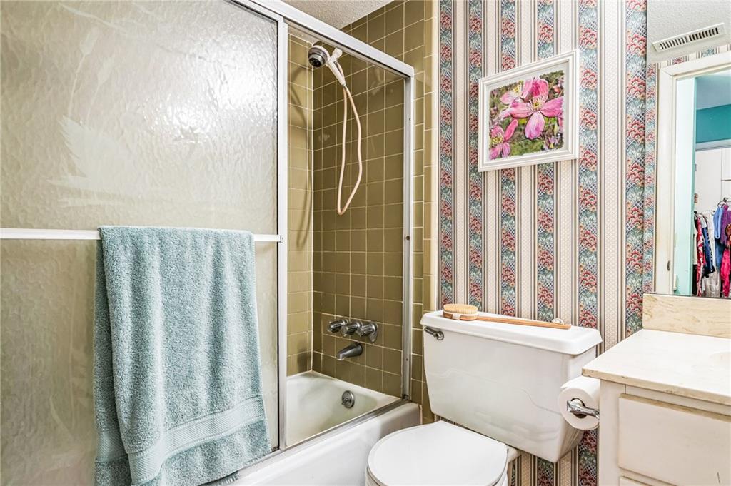 7098 Stonington Drive, Atlanta, Georgia image 17