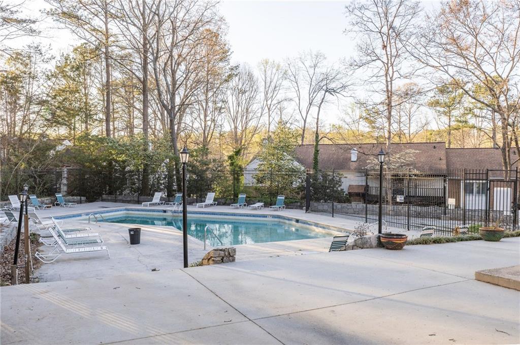 7098 Stonington Drive, Atlanta, Georgia image 26