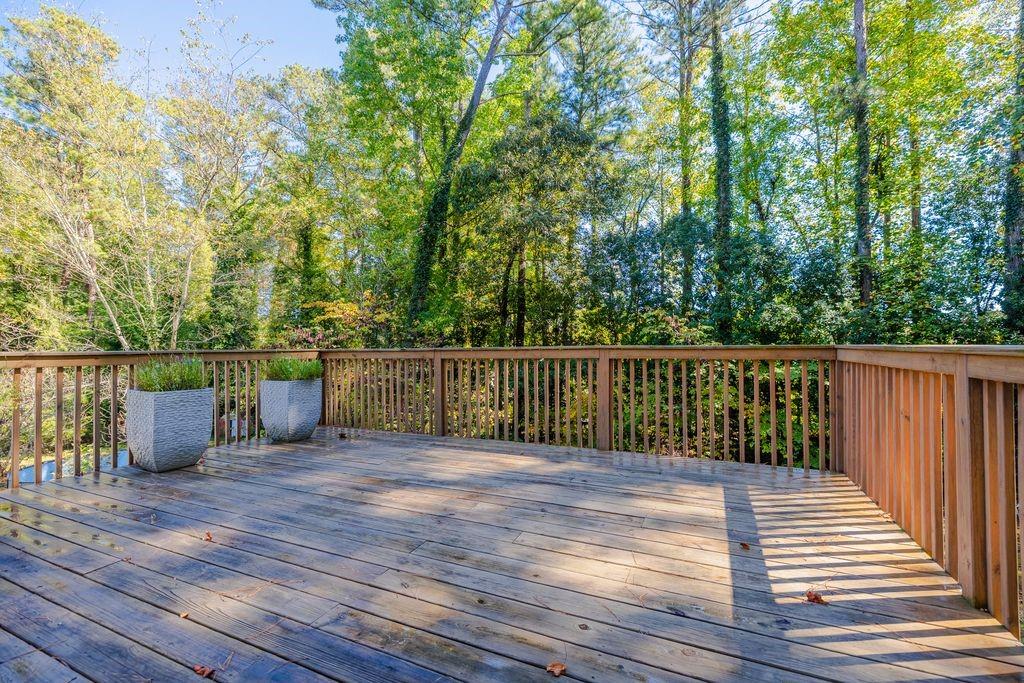 LOOKOUT POINT - Residential