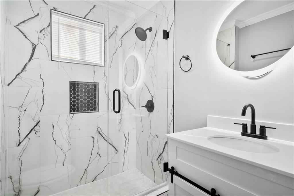 884 N Eugenia Place, Atlanta, Georgia image 12