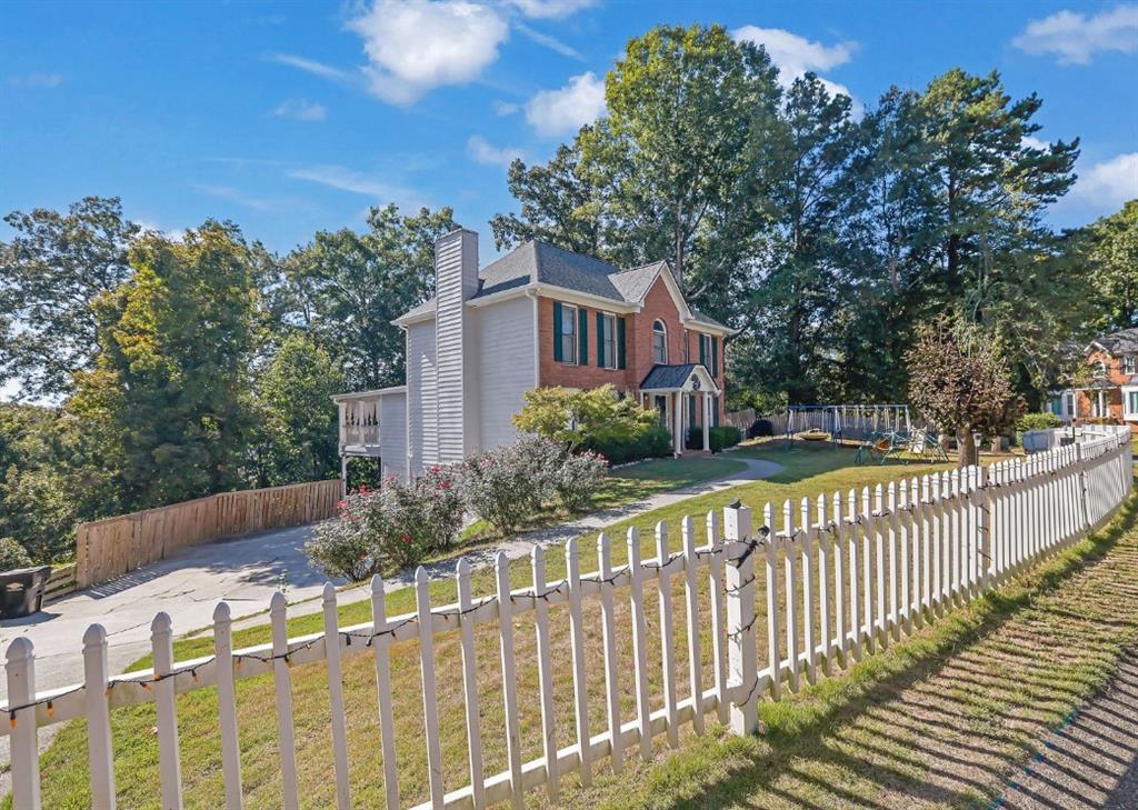 4811 Old Field Drive