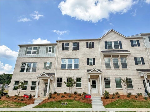 Townhouse For Rent - 2712 Dreycott Lane<br/> Lawrenceville, GA 30043
