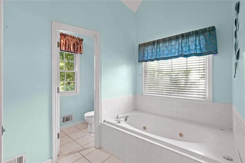 Covington, Georgia 30016, United States, 4 Bedrooms Bedrooms, ,4 BathroomsBathrooms,Residential,Active,195158