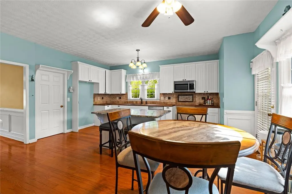 Covington, Georgia 30016, United States, 4 Bedrooms Bedrooms, ,4 BathroomsBathrooms,Residential,Active,195158