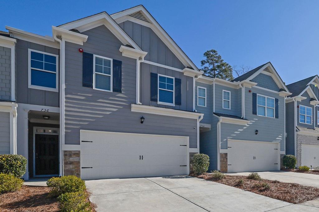 736 Woodstock Grove Drive