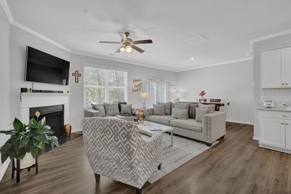 736 Woodstock Grove Drive