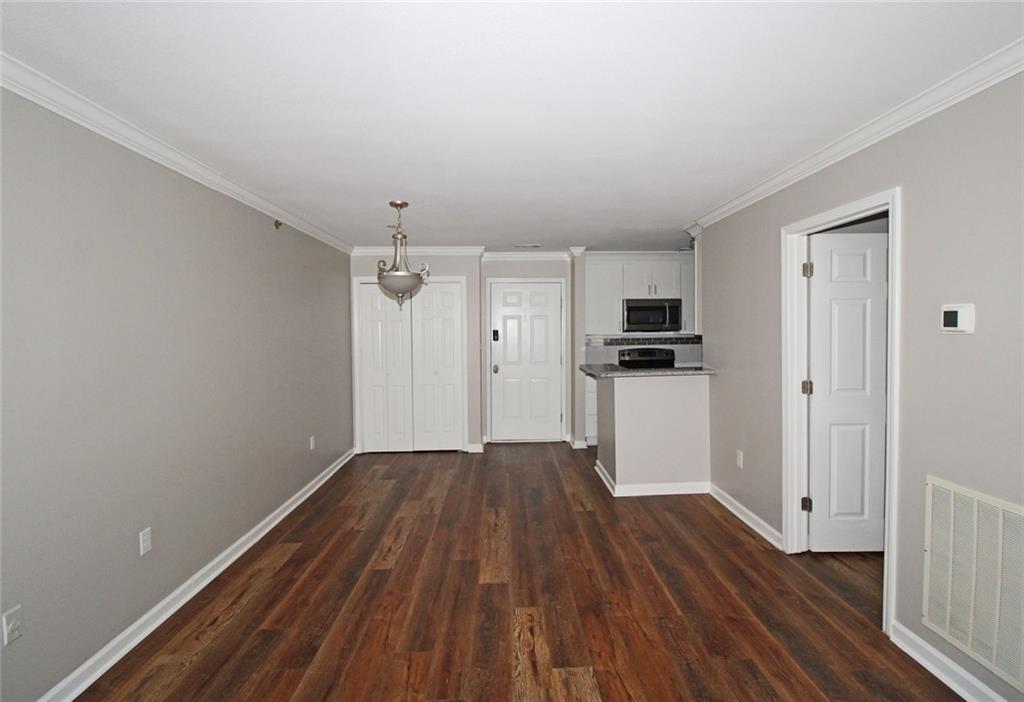 1106 Highland Bluff Drive SE 106