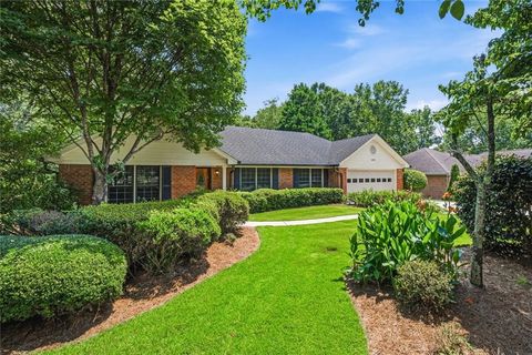 Homes For Sale - 455 Lees Trace Sw Trce<br/> Marietta, GA 30064