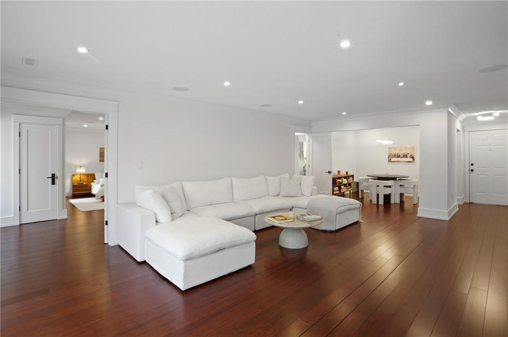 26304 Plantation Drive NE