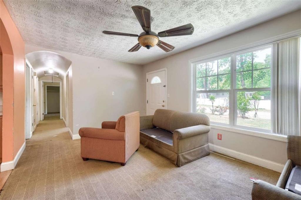 2340 Chestnut Log Loop