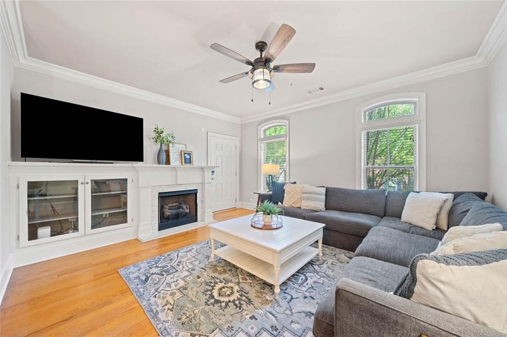 873 Perennial Drive 109
