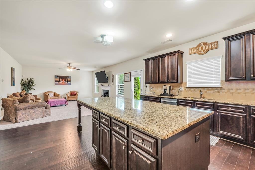 85 Foxgrove Cove, Covington, Georgia image 14
