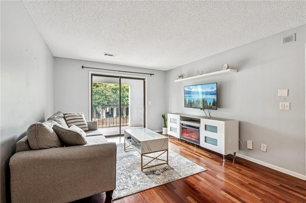 Lenox Green - Residential