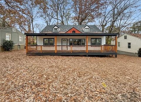 819 Blossom Street SW Atlanta GA 30310