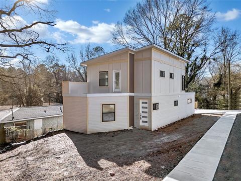 A home in Scottdale