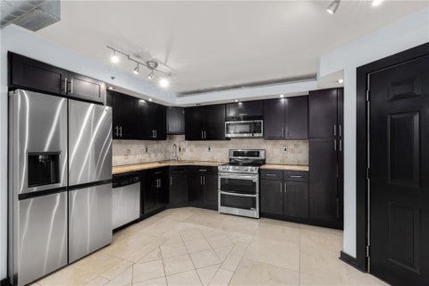 Condo For Sale - 795 Hammond Drive #1013<br/> Sandy Springs, GA 30328