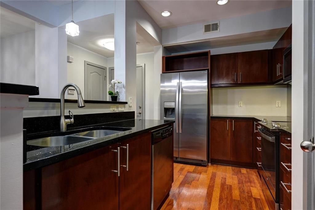 390 17th Street NW 2030