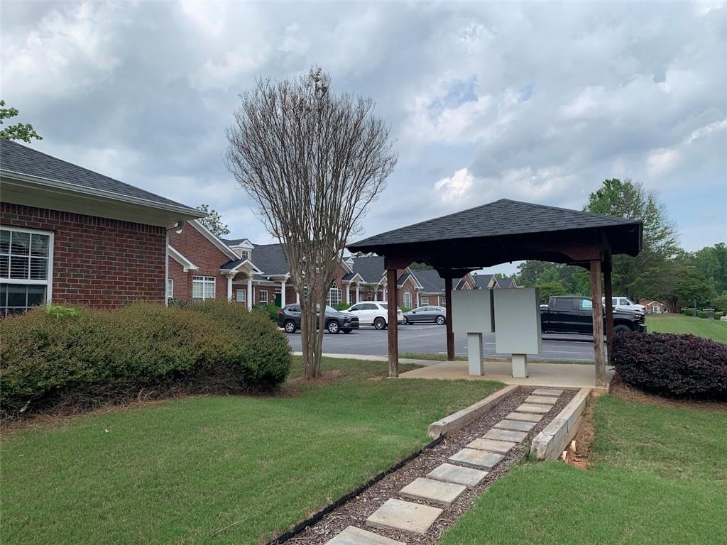 1825 Lockeway Drive 202