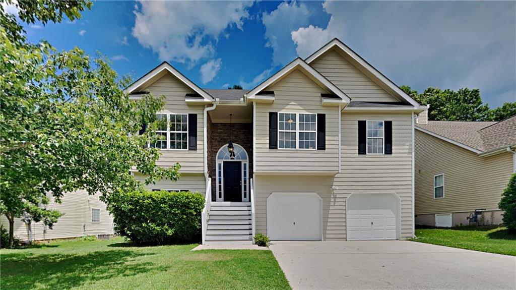 Photo 1 of 11 — 292 Moreland Circle, Hiram, GA 30141