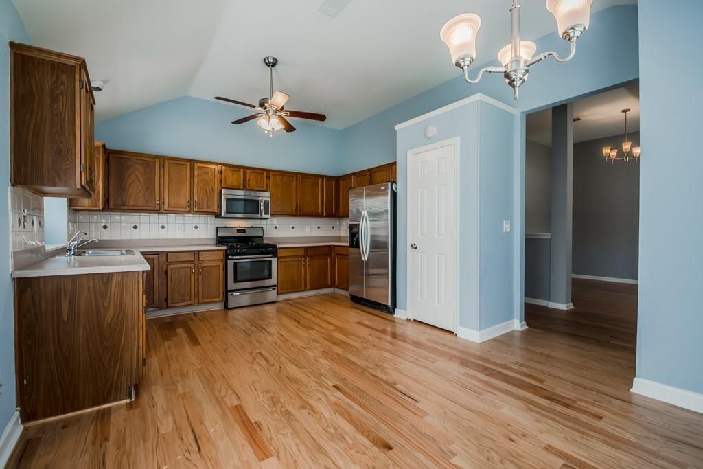 135 Greenmont Downs Trace, Alpharetta, Texas image 3