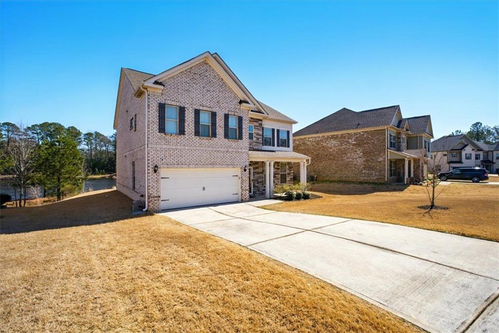 555 Birkdale Drive, Fairburn, Georgia image 3
