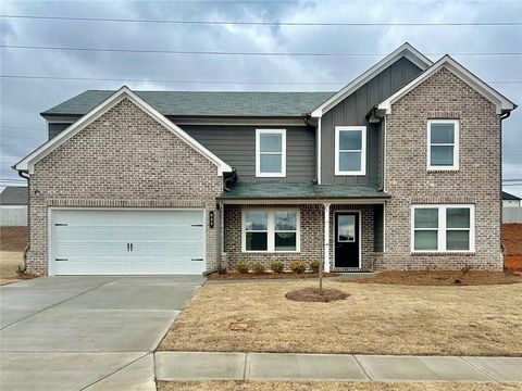 Homes For Sale - 636 Rodeo Drive<br/> Auburn, GA 30011