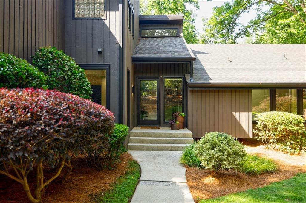 1510 Chevron Drive