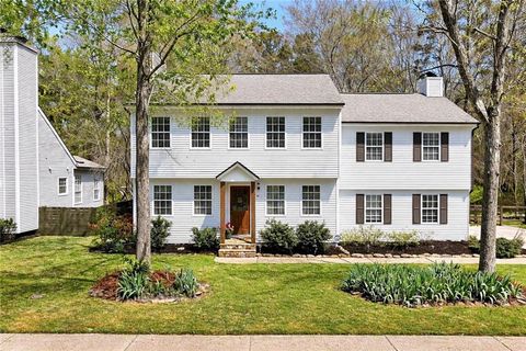 Photo of 240 Park Bridge Lane, Roswell, GA 30075 (MLS # 7742545)