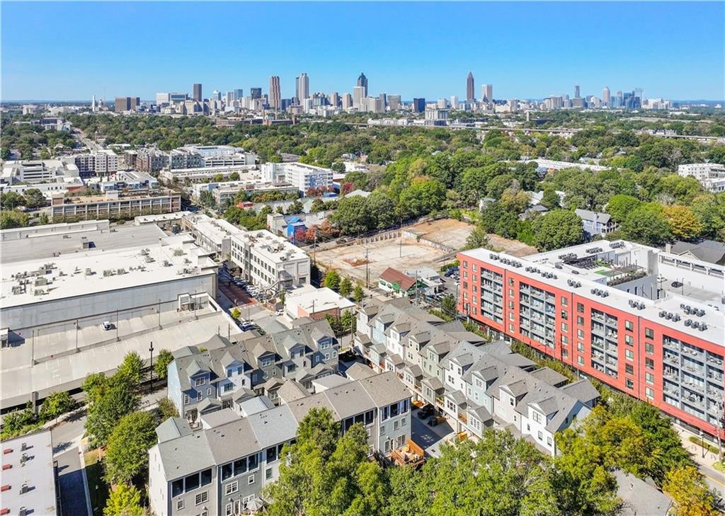 980 Memorial Walk SE