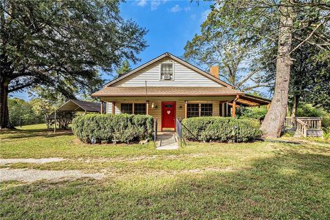 2657 Wolfpit Road Eastanollee GA 30538