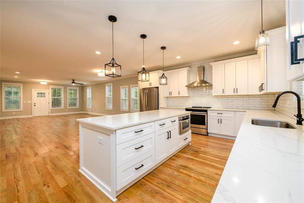 2805 Pineland Avenue, Atlanta, Georgia image 11
