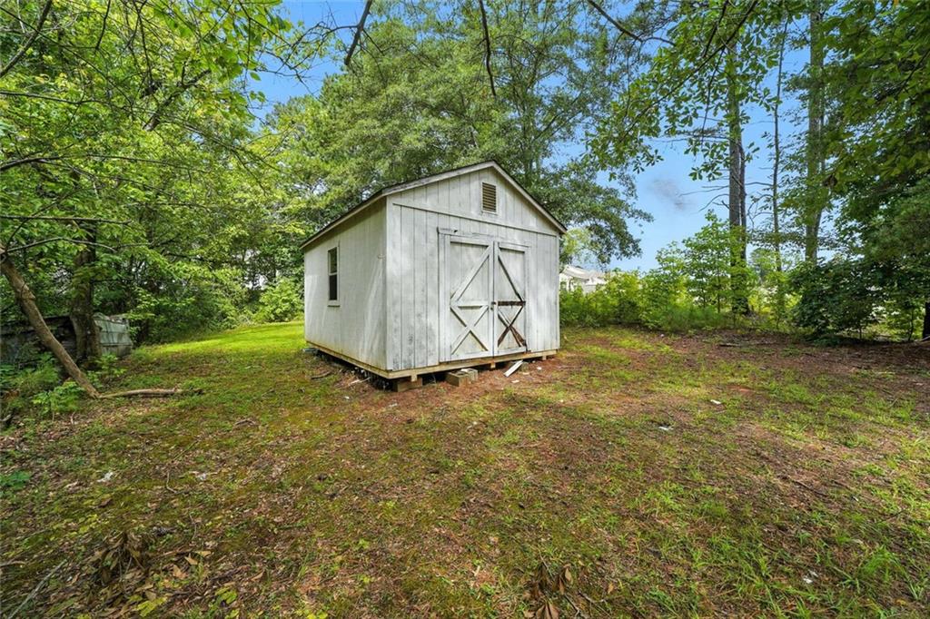 4020 Holly Springs Parkway