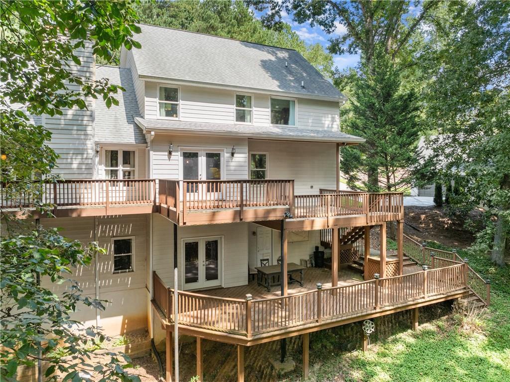 465 Emerald Parkway