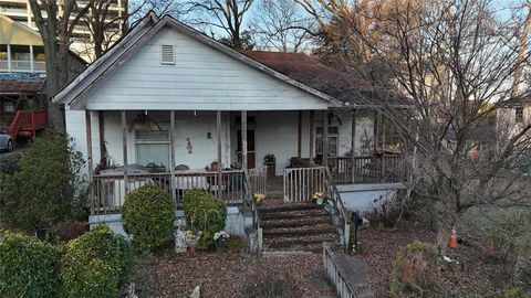 Homes For Sale - 1052 Curran Street<br/> Atlanta, GA 30318